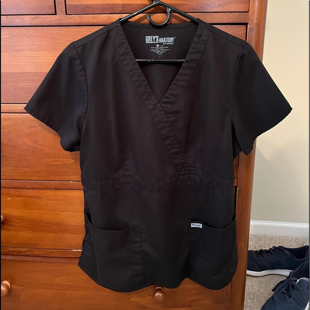 Greys anatomy scrub top